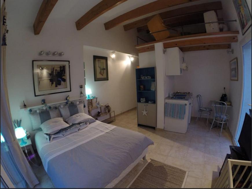 Chambrestudio Bord De Mer, Piscine Six-Fours-les-Plages Exterior photo